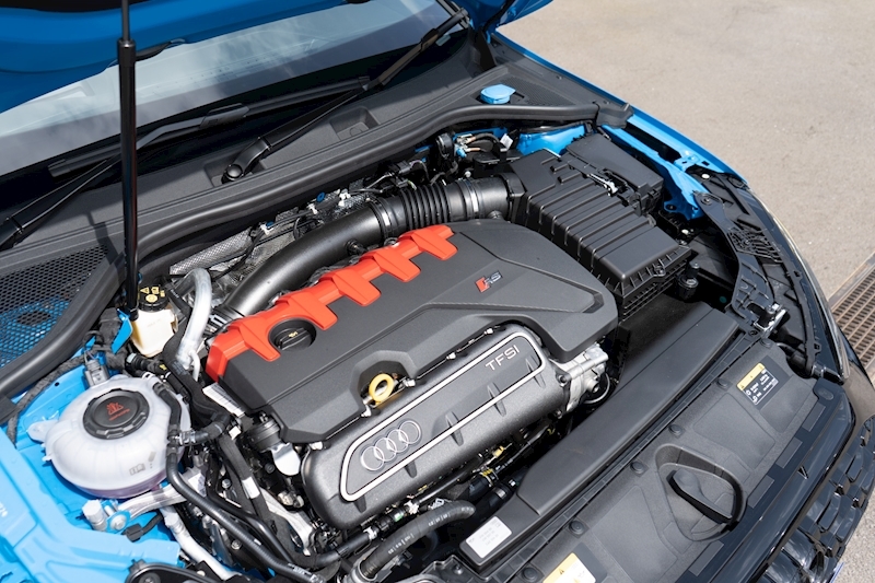 Audi 2.5 TFSI Vorsprung Sportback 5dr Petrol S Tronic quattro Euro 6 (s/s) (400 ps)