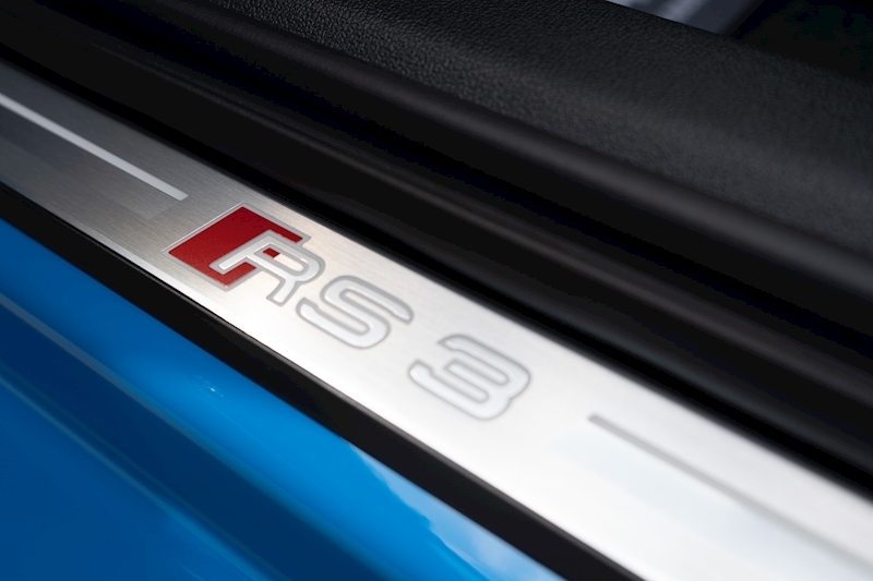 Audi 2.5 TFSI Vorsprung Sportback 5dr Petrol S Tronic quattro Euro 6 (s/s) (400 ps)