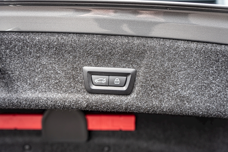 BMW 3.0 BiTurbo Competition xDrive M Saloon 4dr Petrol Steptronic xDrive Euro 6 (s/s) (510 ps)