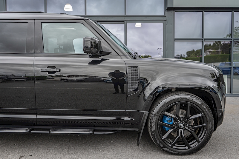 Land Rover 3.0 D250 MHEV XS Edition SUV 5dr Diesel Auto 4WD Euro 6 (s/s) (250 ps)