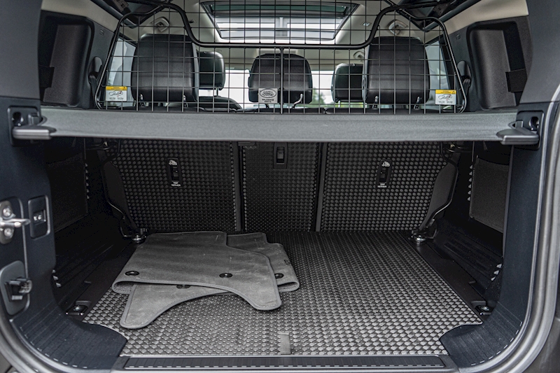 Land Rover 3.0 D250 MHEV XS Edition SUV 5dr Diesel Auto 4WD Euro 6 (s/s) (250 ps)