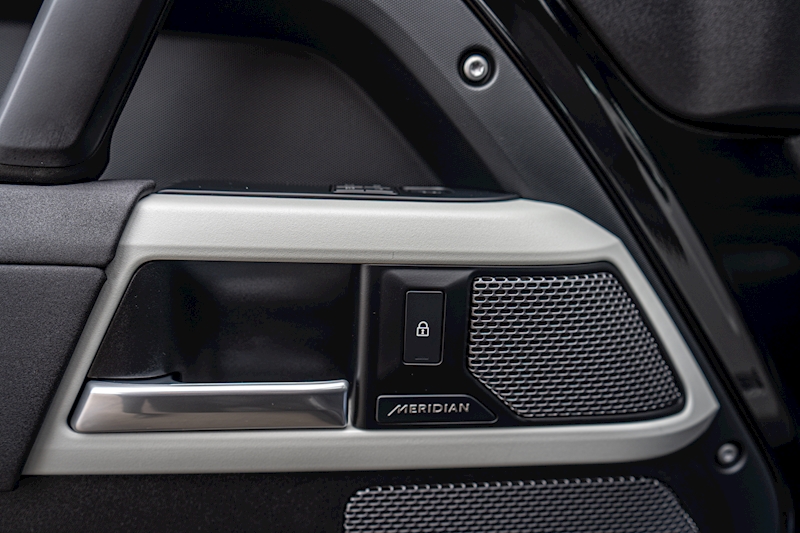 Land Rover 3.0 D250 MHEV XS Edition SUV 5dr Diesel Auto 4WD Euro 6 (s/s) (250 ps)