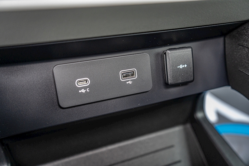 Land Rover 3.0 D250 MHEV XS Edition SUV 5dr Diesel Auto 4WD Euro 6 (s/s) (250 ps)