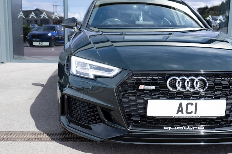 Audi 2.9 TFSI V6 Estate 5dr Petrol Tiptronic quattro Euro 6 (s/s) (450 ps)