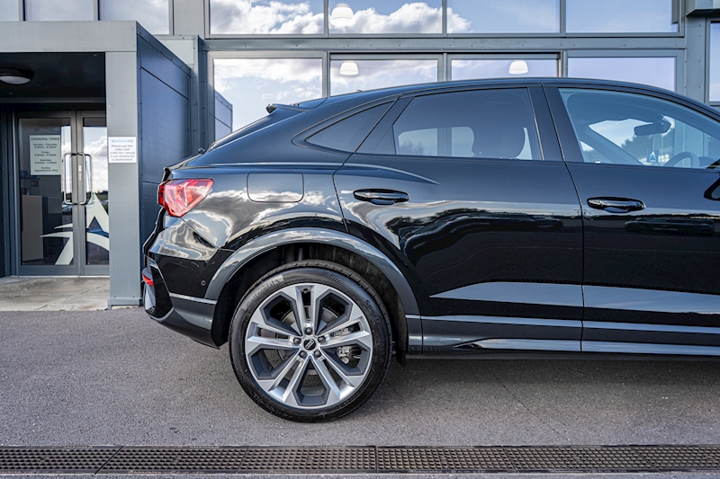 Audi 2.0 TDI 40 Vorsprung Sportback 5dr Diesel S Tronic quattro Euro 6 (s/s) (200 ps)