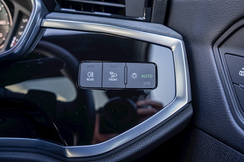 Audi 2.0 TDI 40 Vorsprung Sportback 5dr Diesel S Tronic quattro Euro 6 (s/s) (200 ps)