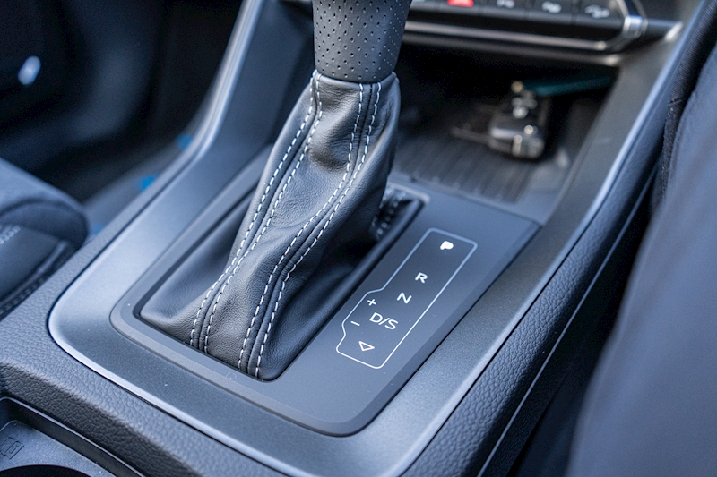 Audi 2.0 TDI 40 Vorsprung Sportback 5dr Diesel S Tronic quattro Euro 6 (s/s) (200 ps)