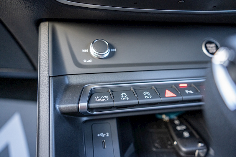 Audi 2.0 TDI 40 Vorsprung Sportback 5dr Diesel S Tronic quattro Euro 6 (s/s) (200 ps)