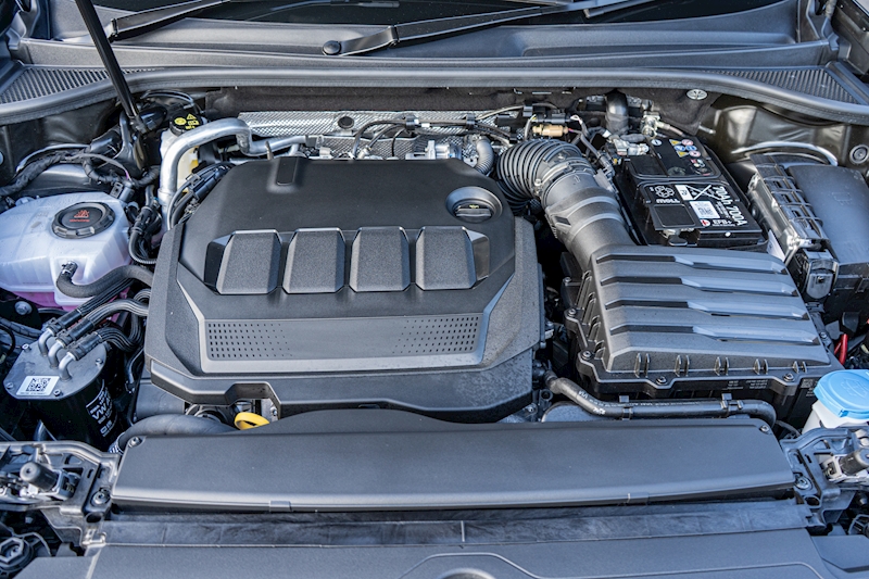 Audi 2.0 TDI 40 Vorsprung Sportback 5dr Diesel S Tronic quattro Euro 6 (s/s) (200 ps)