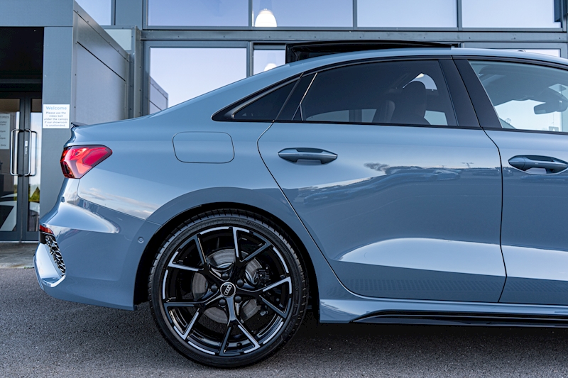 Audi 2.5 TFSI Vorsprung Saloon 4dr Petrol S Tronic quattro Euro 6 (s/s) (400 ps)