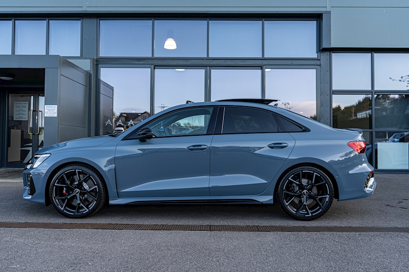 Audi 2.5 TFSI Vorsprung Saloon 4dr Petrol S Tronic quattro Euro 6 (s/s) (400 ps)