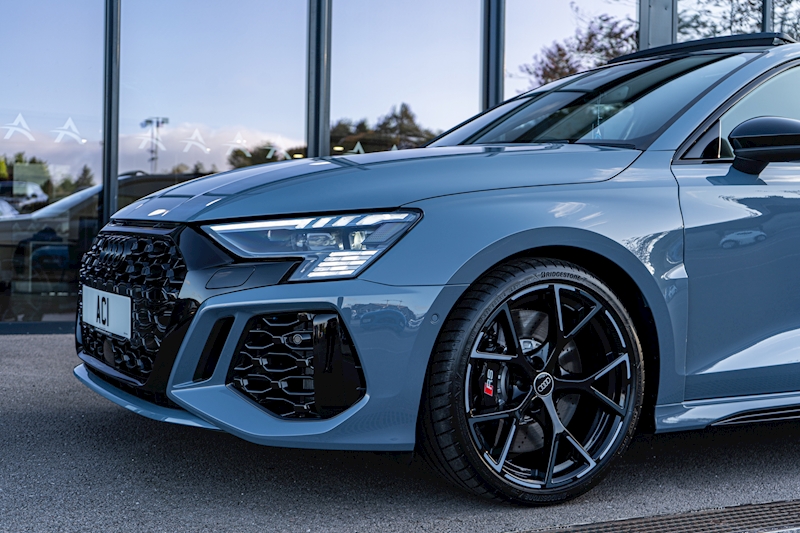 Audi 2.5 TFSI Vorsprung Saloon 4dr Petrol S Tronic quattro Euro 6 (s/s) (400 ps)