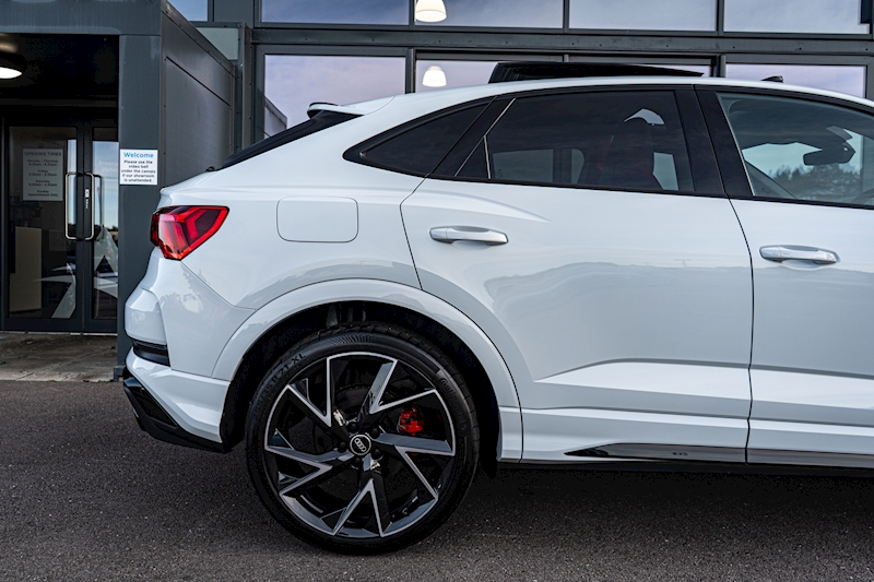 Audi 2.5 TFSI Vorsprung Sportback 5dr Petrol S Tronic quattro Euro 6 (s/s) (400 ps)