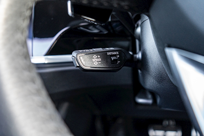 Audi 2.5 TFSI Vorsprung Sportback 5dr Petrol S Tronic quattro Euro 6 (s/s) (400 ps)