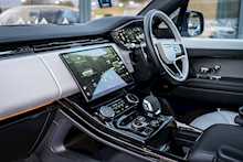 Land Rover 3.0 D300 MHEV Dynamic SE SUV 5dr Diesel Auto 4WD Euro 6 (s/s) (300 ps)