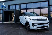 Land Rover 3.0 D300 MHEV Dynamic SE SUV 5dr Diesel Auto 4WD Euro 6 (s/s) (300 ps)