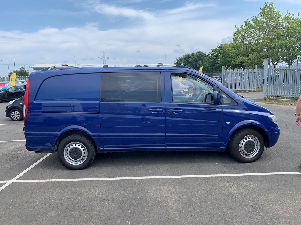 Vito 115 Cdi Long P/V Van With Side Windows 2.1 Manual Diesel