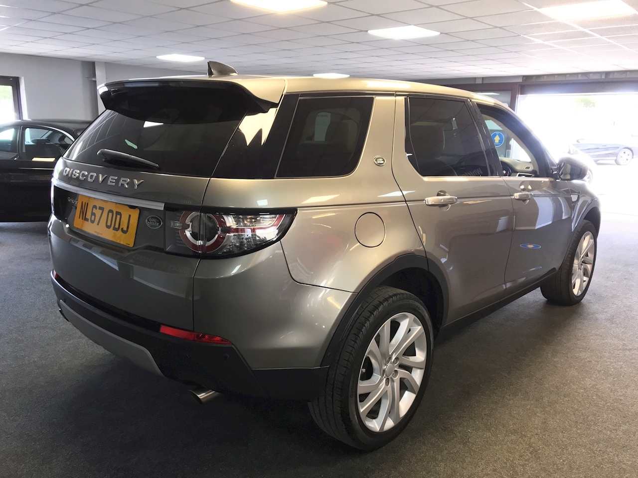 Discovery Sport HSE Luxury 2.0 5dr SUV Auto Diesel
