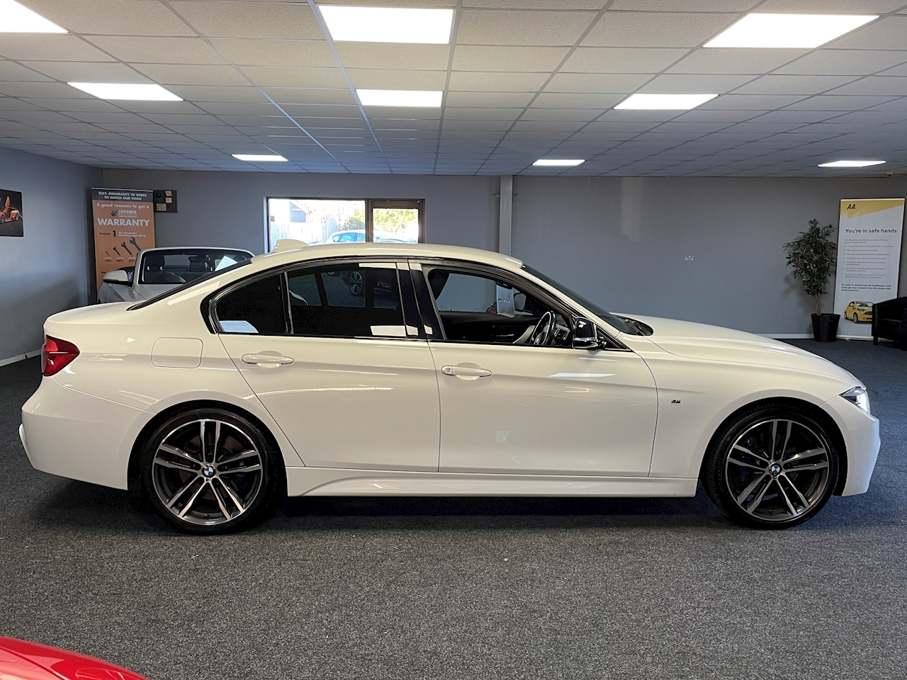 3 Series 2.0 320d M Sport Shadow Edition Saloon 4dr Diesel (s/s) (190 ps)