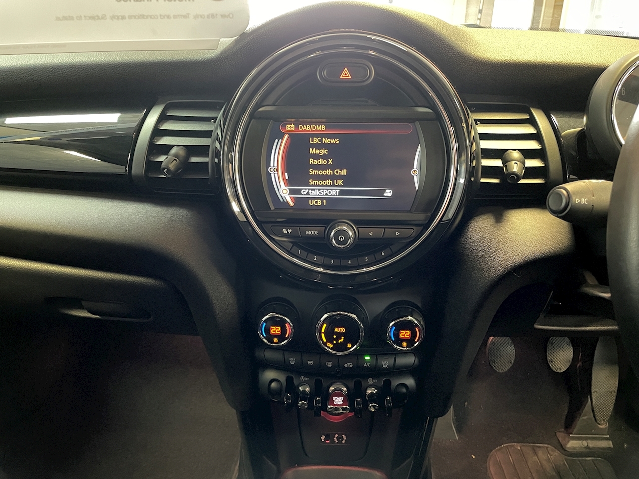 Used 2017 MINI 1.5 Cooper Seven Hatchback 5dr Petrol Manual (s/s) (136 ...