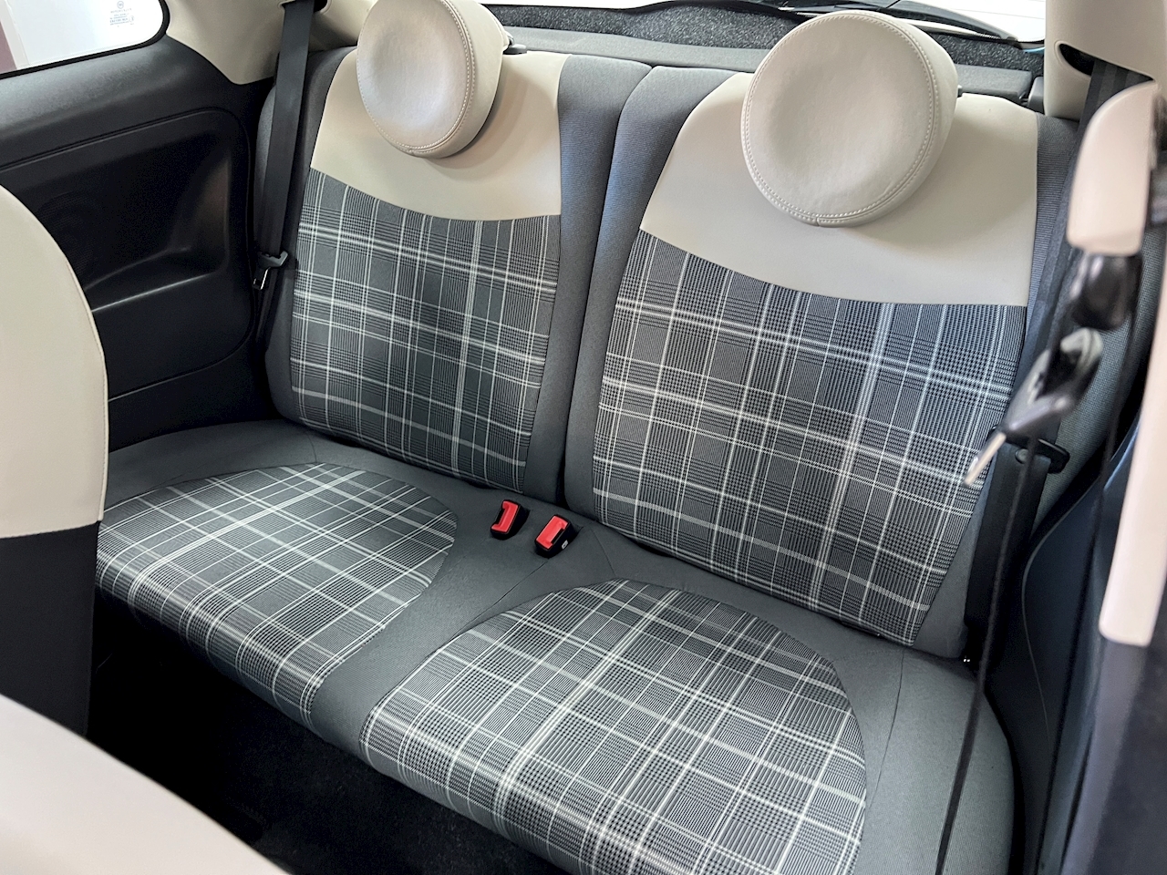 Fiat 500 isofix on sale points