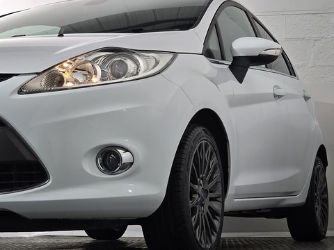 1.4 Titanium Hatchback 5dr Petrol Automatic (154 g/km, 94 bhp)