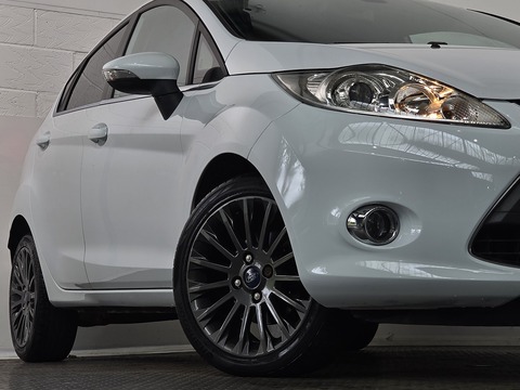 1.4 Titanium Hatchback 5dr Petrol Automatic (154 g/km, 94 bhp)