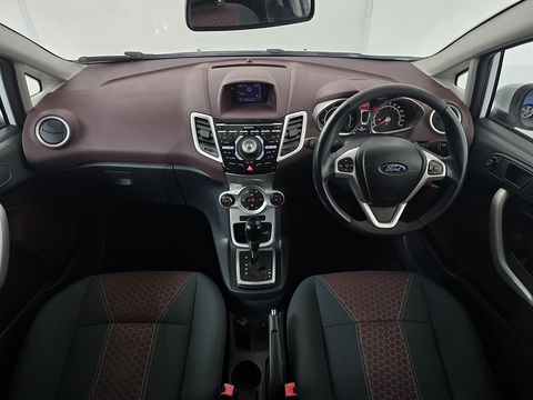 1.4 Titanium Hatchback 5dr Petrol Automatic (154 g/km, 94 bhp)