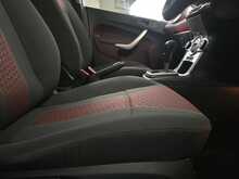 Ford Fiesta Titanium 