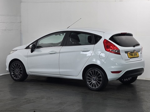 1.4 Titanium Hatchback 5dr Petrol Automatic (154 g/km, 94 bhp)