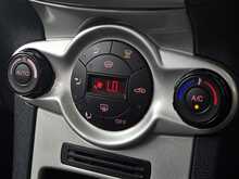 Ford Fiesta Titanium 