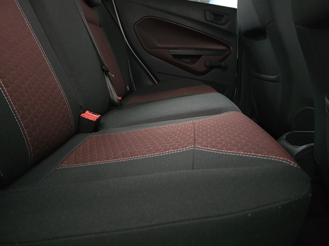 1.4 Titanium Hatchback 5dr Petrol Automatic (154 g/km, 94 bhp)