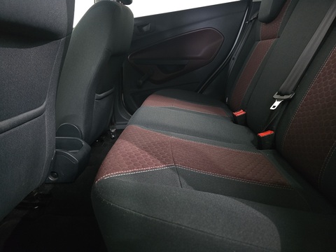 1.4 Titanium Hatchback 5dr Petrol Automatic (154 g/km, 94 bhp)