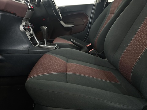 1.4 Titanium Hatchback 5dr Petrol Automatic (154 g/km, 94 bhp)