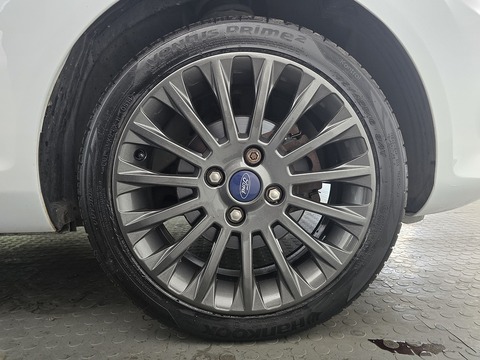 1.4 Titanium Hatchback 5dr Petrol Automatic (154 g/km, 94 bhp)