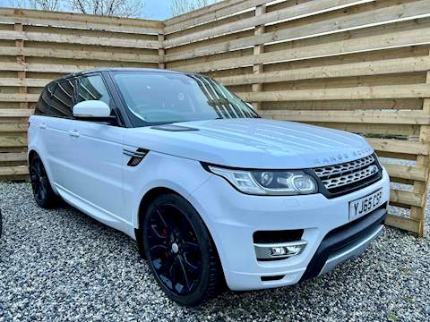 Range Rover Sport SD V6 HSE - Stealth Package - 22" Alloys - Brembo Red Calipers - Full History- Towbar 3.0 5dr SUV Automatic Diesel