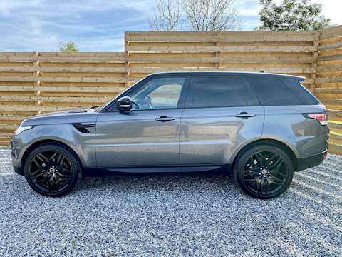 Range Rover Sport SD V6 HSE - Stealth Package - 22 Alloys - Panoramic Roof - Ebony Headlining - Heated Wheel 3.0 5dr SUV Automatic Diesel