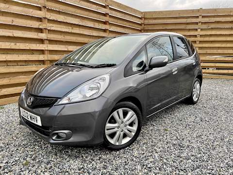 Jazz i-VTEC EX - Glass Roof - Automatic Gearbox With Paddleshift - Cruise - A/C 1.4 5dr Hatchback Automatic Petrol
