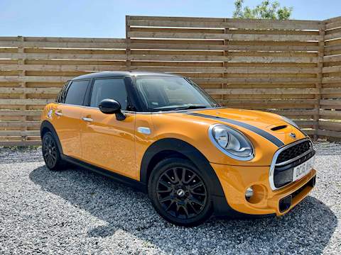 Hatch Cooper SD - Low Mileage - Volcanic Orange - SD - Only 20 Pound Road Tax - Superb Example 2.0 5dr Hatchback Manual Diesel