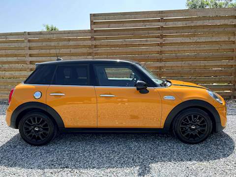 Hatch Cooper SD - Low Mileage - Volcanic Orange - SD - Only 20 Pound Road Tax - Superb Example 2.0 5dr Hatchback Manual Diesel