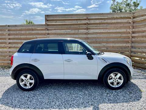 Countryman Cooper - All4 - Dab Radio - Phone - Low Mileage - Park Assist - Full Service History 1.6 5dr SUV Manual Petrol