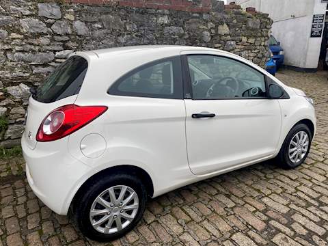 Ka Studio - 1 OWNER FROM NEW - NEW MOT AND SERVICE INCLUDED - LOW MILEAGE 1.2 3dr Hatchback Manual Petrol