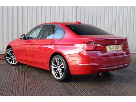 3 Series 320D Sport - NAVIGATION - FULL BLACK LEATHER - FULL BMW HISTORY 2.0 4dr Saloon Manual Diesel