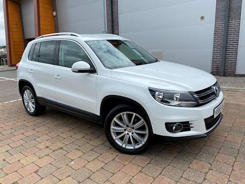 Tiguan Match Edition Tdi Bmt 4Motion - 2016 MATCH EDITION 150 - NAV - DAB RADIO - PDC FRONT AND REAR 2.0 5dr Estate Manual Diesel