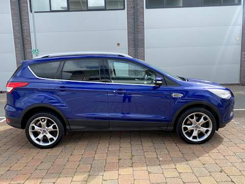 Kuga Titanium X Sport Tdci - SAT NAV - HEATED LEATHER - PAN ROOF - BIG SPEC X SPORT 2.0 5dr Hatchback Manual Diesel