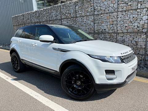 Range Rover Evoque Pure Tech - NAVIGATION - GLASS ROOF - DAB RADIO - FUJI WHITE 2.2 5dr SUV Manual Diesel