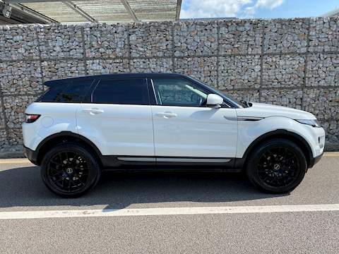Range Rover Evoque Pure Tech - NAVIGATION - GLASS ROOF - DAB RADIO - FUJI WHITE 2.2 5dr SUV Manual Diesel