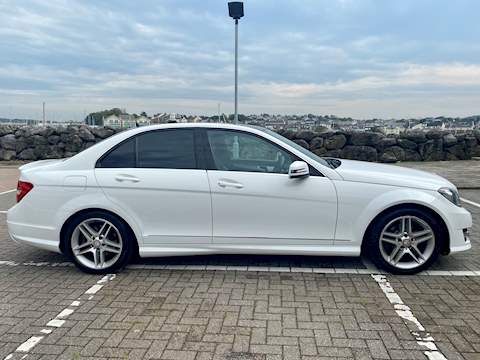 C Class AMG Sport Edition - GREAT EXAMPLE - LOW MILES - ONLY 1 PREVIOUS OWNER 2.1 4dr Saloon 7G-Tronic Plus Diesel