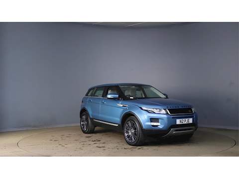 Range Rover Evoque Prestige - PANORAMIC GLASS ROOF - SD4 - NAVIGATION - CAMERA - DAB - LEATHER 2.2 5dr SUV Manual Diesel