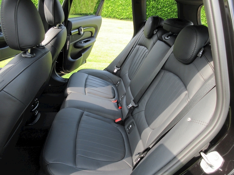 MINI 2.0 John Cooper Works Estate 6dr Petrol Steptronic ALL4 (s/s) (306 ps)